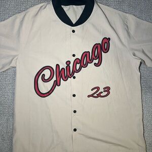 Men’s Chicago 23 Michael Jordan short sleeve Jersey Shirt M Poly Blend